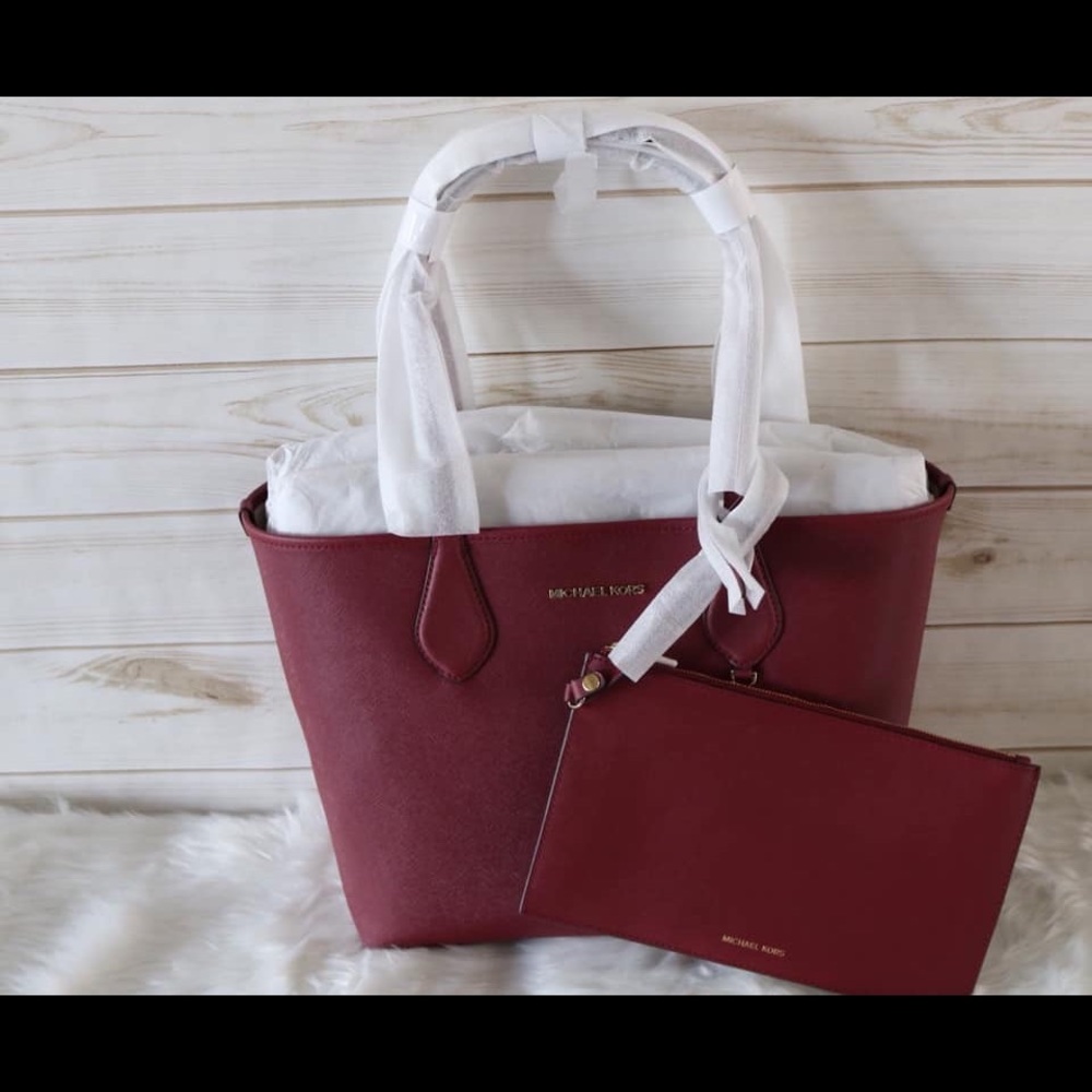 Michael Kors tote with wristlet